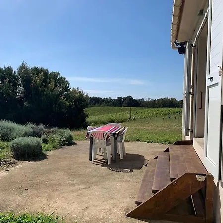 Holiday home Agreable Maison Dans Les Vignes, 8 Min De La